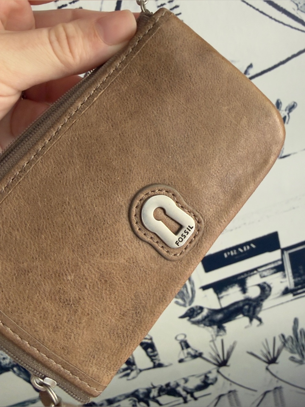 Fossil Camera Appliqué Pouch Keychain in Brown Cash Coin Holder 10s - Picture 3 of 4